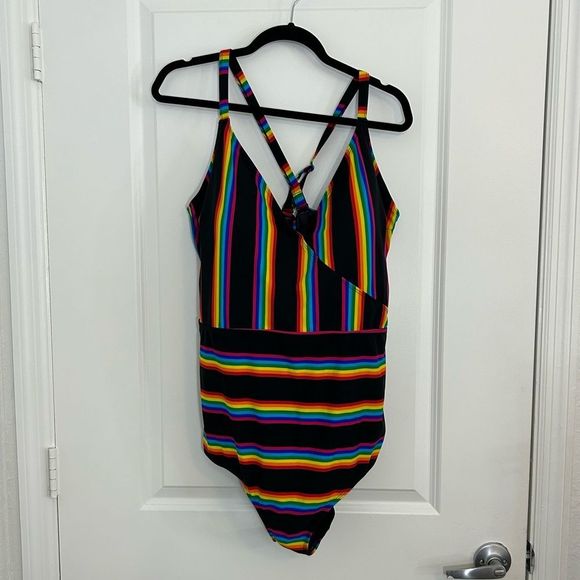 Torrid Black Rainbow Stripe Wireless One-Piece Swimsuit Size 4 - Picture 2 of 13